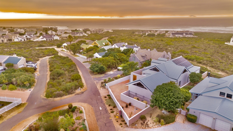 3 Bedroom Property for Sale in Grotto Bay Western Cape